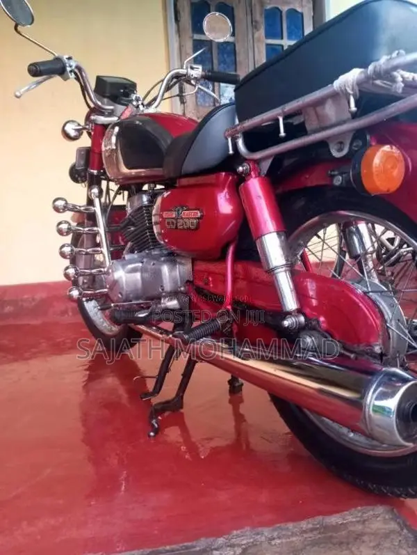 Honda CD 125 Tiwn 1984 Motorbike (Used)