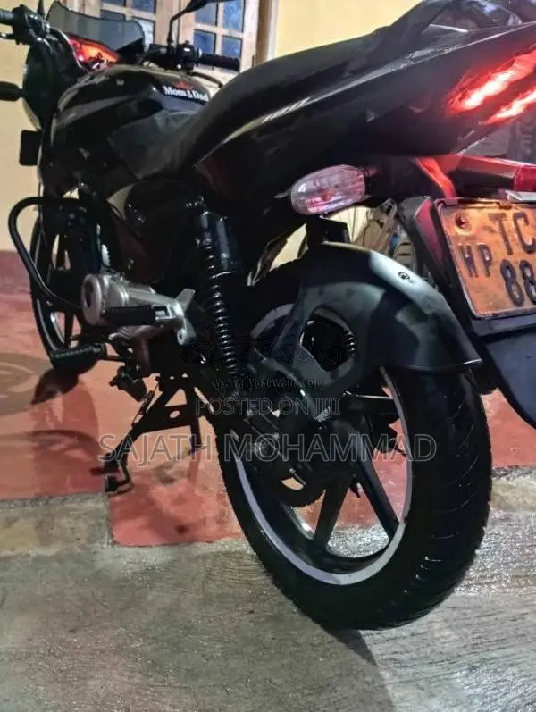 Bajaj Pulsar 2006 Motorbike (Used)