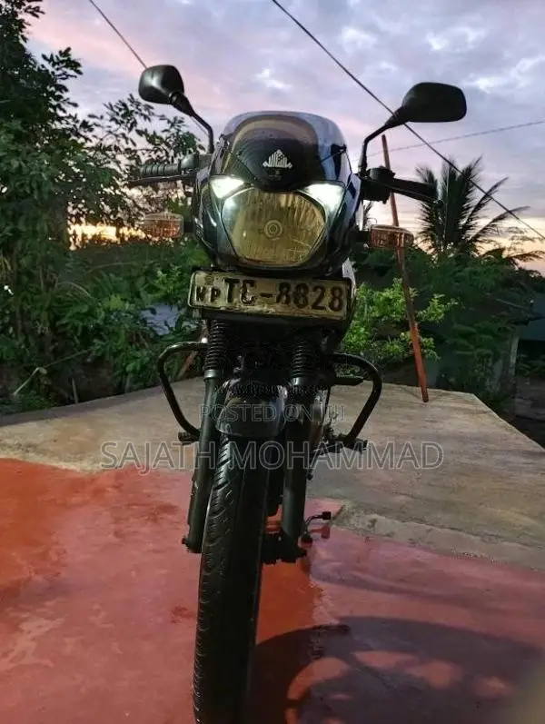 Bajaj Pulsar 2006 Motorbike (Used)