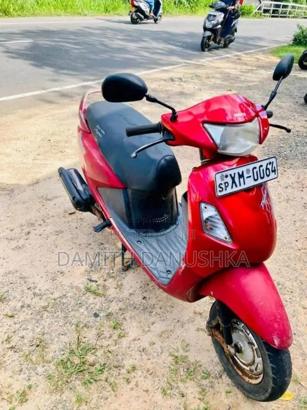 Hero Pleasure 2012 Motorbike (Used)