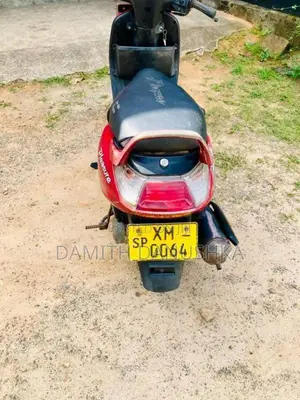 Hero Pleasure 2012 Motorbike (Used)