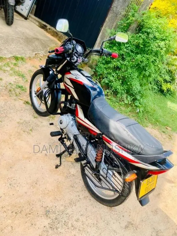 Bajaj CT-100 2023 Motorbike (Used)