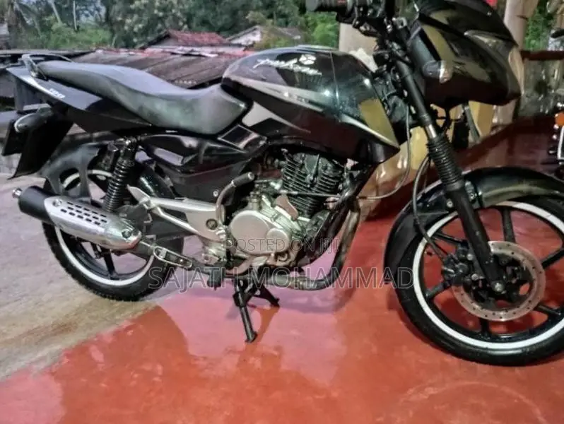 Bajaj Pulsar 2006 Motorbike (Used)