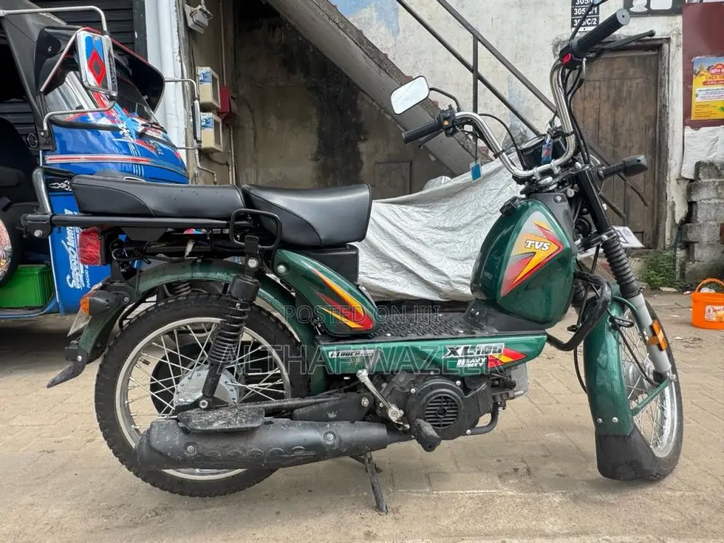 TVS XL 100 Heavy Duty 2025 Motorbike (Used)