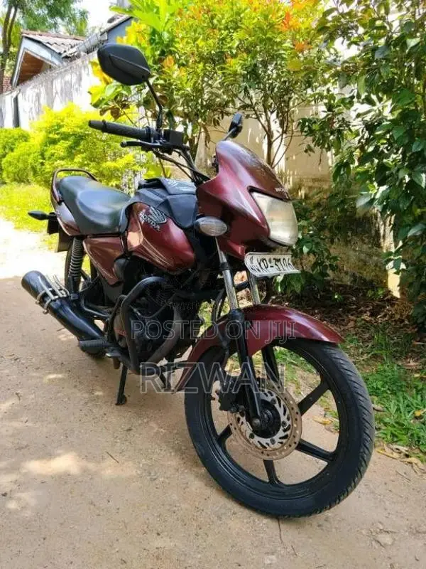 Honda Shine 2010 Motorbike (Used)