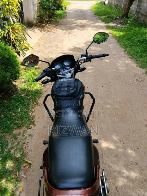 Honda Shine 2010 Motorbike (Used)