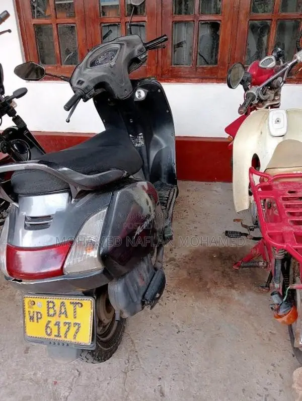 Honda Activa 2013 Motorbike (Used)
