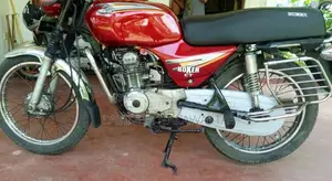 Bajaj Boxer 2004 motorcycle (Used)