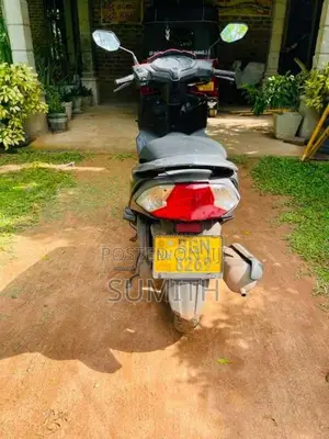 Honda Dio 2018 Motorbike (Used)