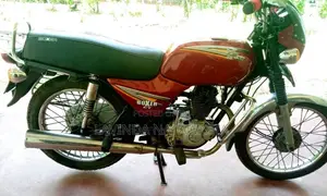 Bajaj Boxer 2004 motorcycle (Used)
