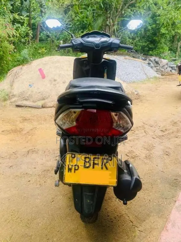 Honda Dio 2017 motorcycle (Used)