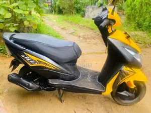 Honda Dio 2017 motorcycle (Used)