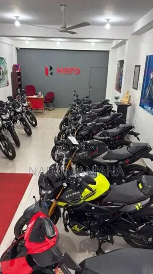Hero XOOM HUNK 160R 2026 Motorbike Brand New