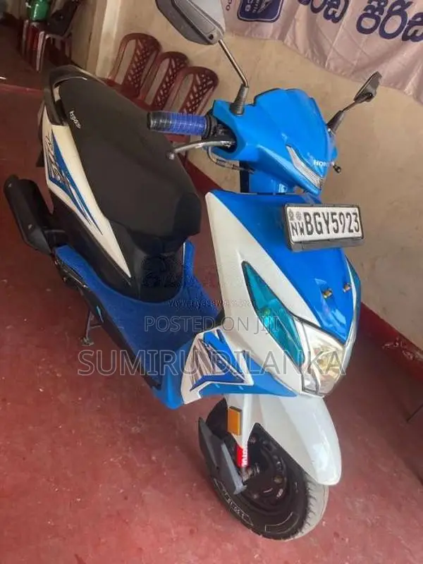 Honda Dio 2018 Motorbike (Used)