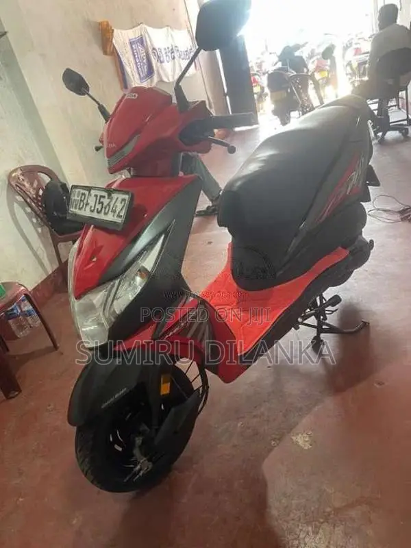 Honda Dio 2017 Motorbike (Used)