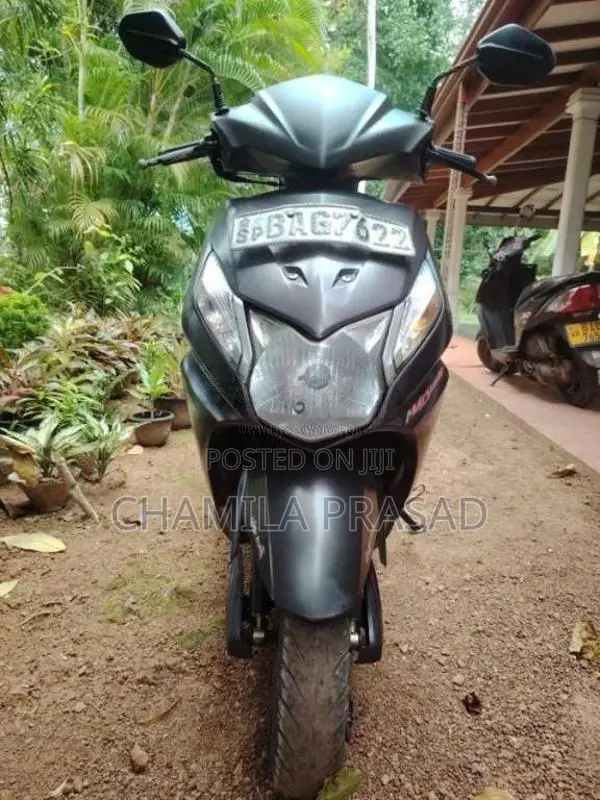Honda Dio 2013 Motorbike (Used)