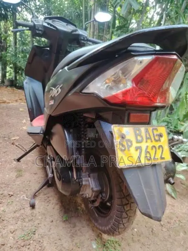 Honda Dio 2013 Motorbike (Used)