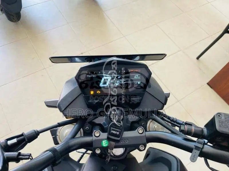 Hero Hunk 160 2026 Motorbike Brand New
