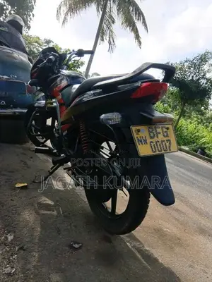 Mahindra Centuro 2017 Motorbike (Used)
