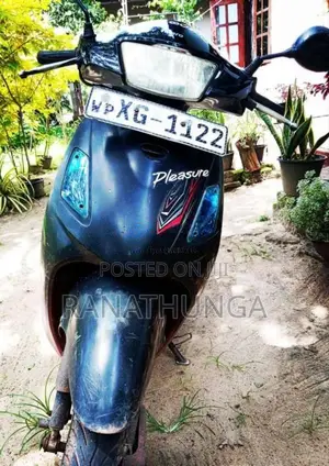 Hero Pleasure 2012 Motorbike (Used)