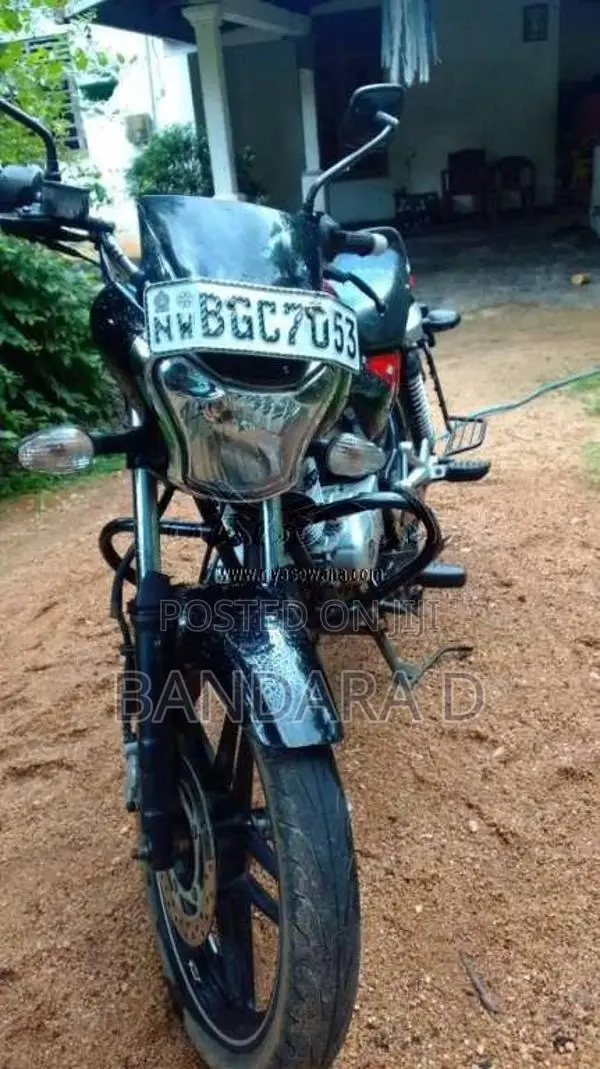 Bajaj V 15 2018 Motorbike (Used)