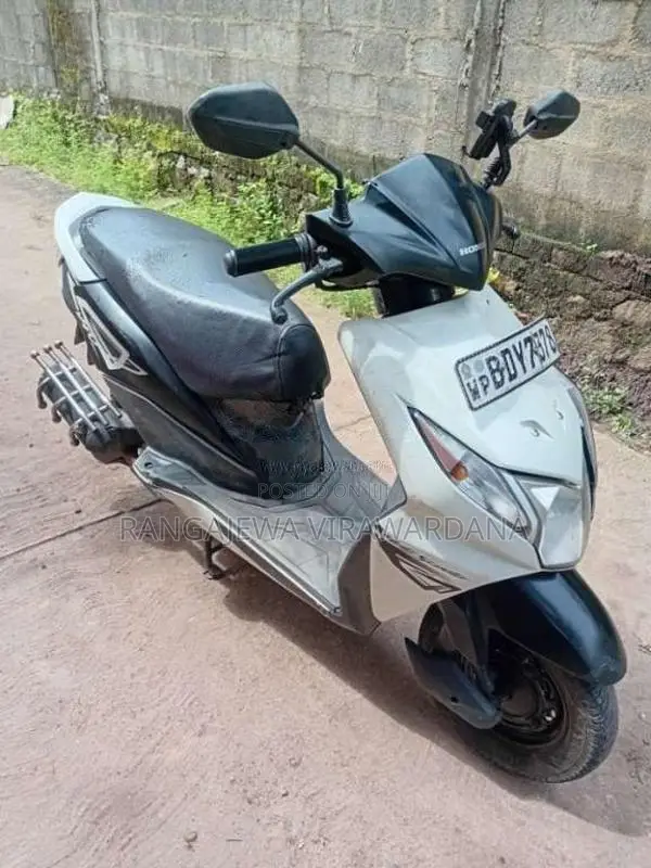 Honda Dio 2016 Motorbike (Used)