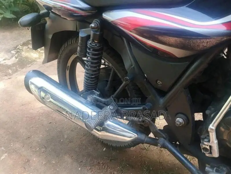 Bajaj Discover 100 2012 Motorbike (Used)
