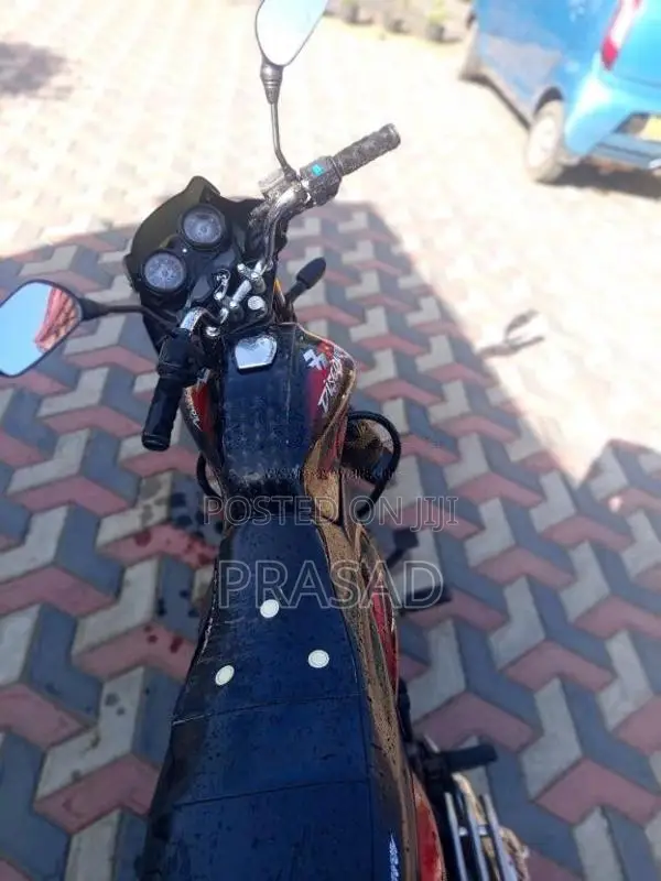 Bajaj Discover 2013 Motorbike (Used)