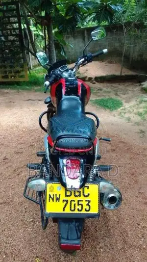 Bajaj V 15 2018 Motorbike (Used)