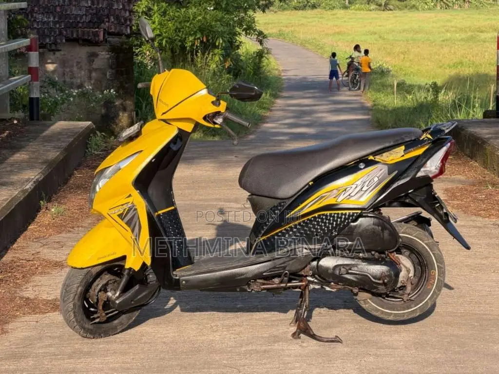 Honda Dio 2014 Motorbike (Used)