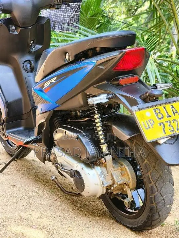 Aprilia SR 125 2019 Motorbike (Used)