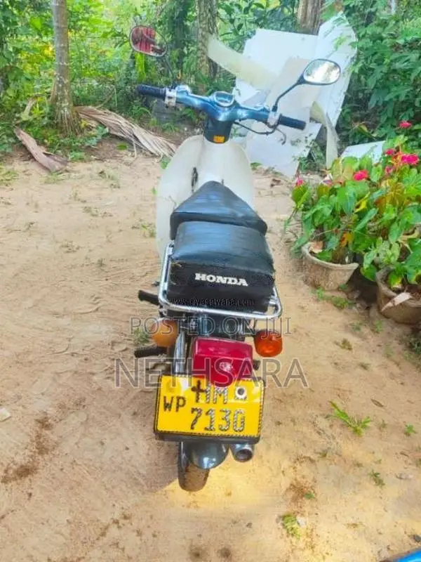 Honda Super Cub 2003 motorcycle (Used)