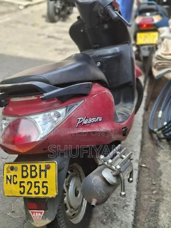 Hero Pleasure 2014 Motorbike (Used)