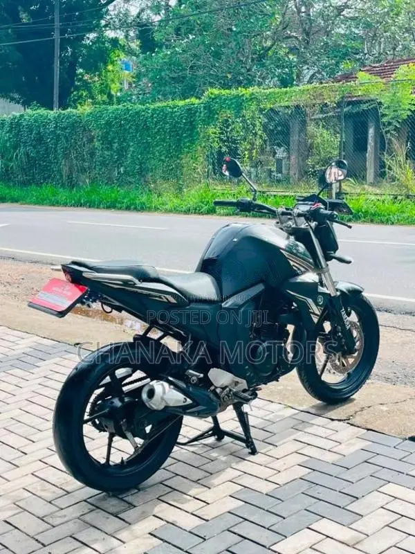 Yamaha FZ-S Version 2.0 2017 Motorbike (Used)