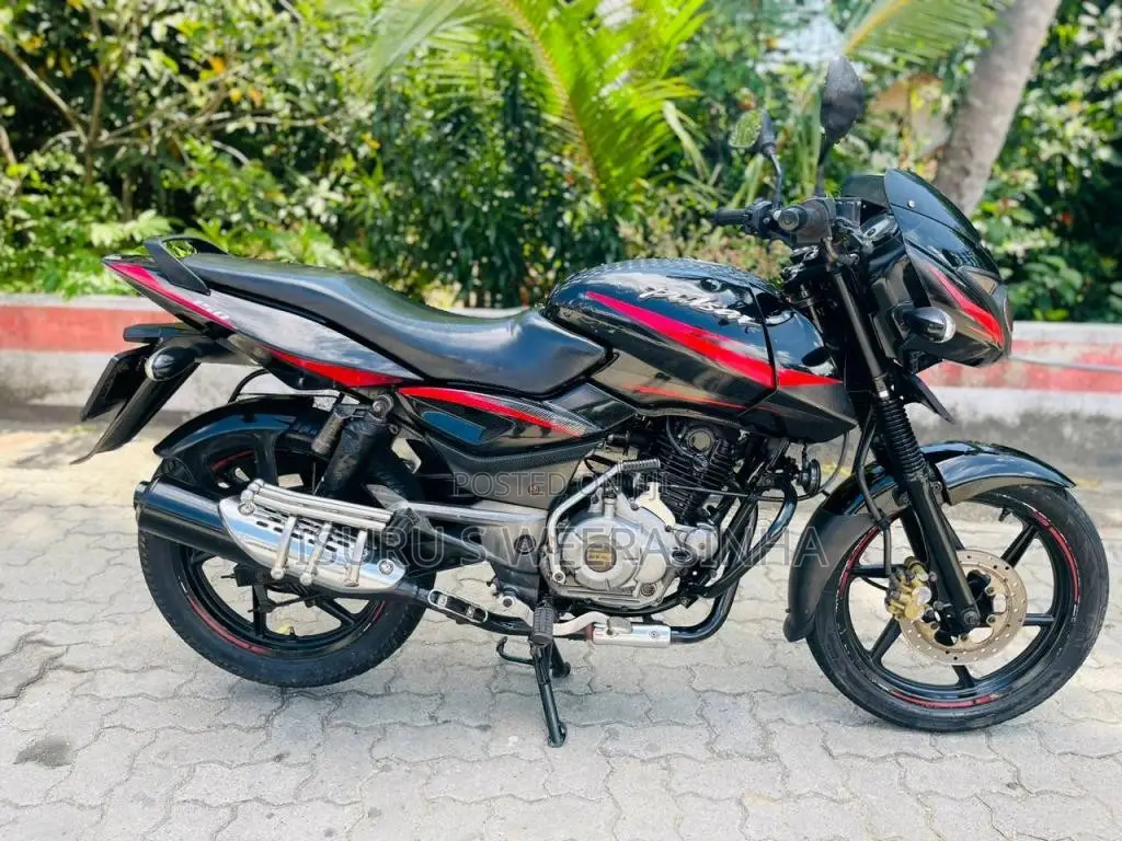 Bajaj Pulsar 150 2017 Motorbike (Used)