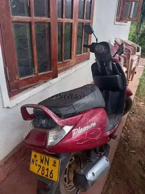 Hero Pleasure 2011 Motorbike (Used)