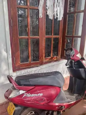 Hero Pleasure 2011 Motorbike (Used)