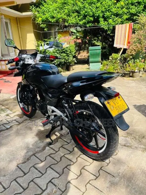 Bajaj Pulsar 180 2010 Motorbike (Used)
