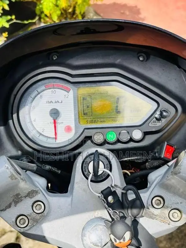 Bajaj Pulsar 180 2010 Motorbike (Used)