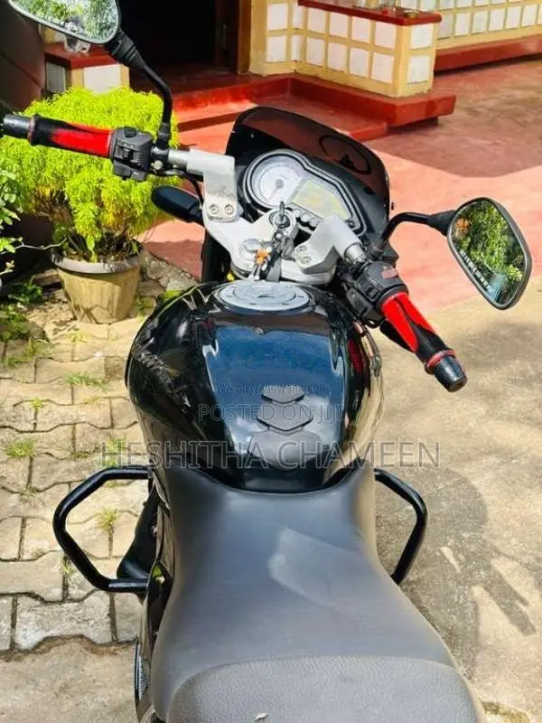 Bajaj Pulsar 180 2010 Motorbike (Used)