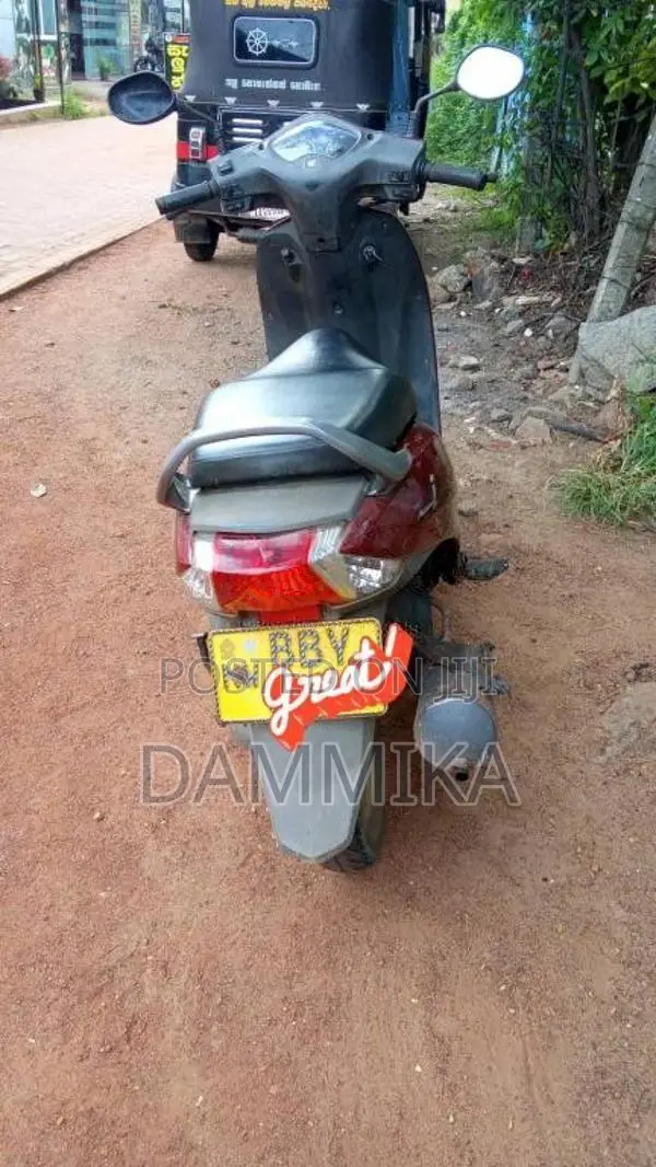 Honda Activa 2014 Motorbike (Used)
