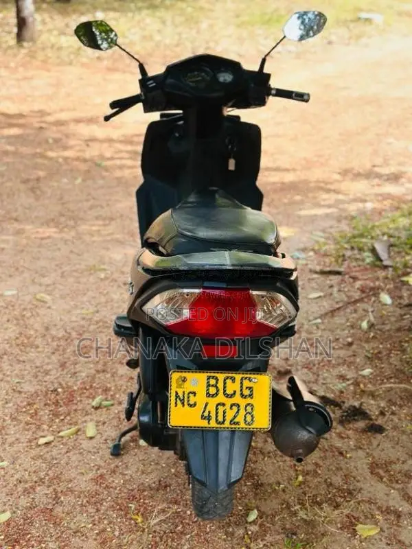 Honda Dio 2015 Motorbike (Used)