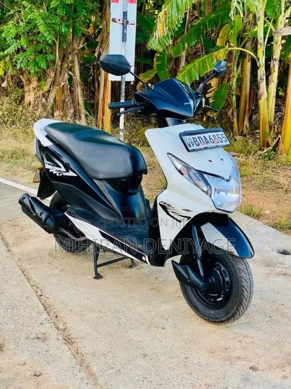 Honda Dio 2015 Motorbike (Used)