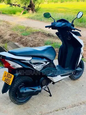 Honda Dio 2015 Motorbike (Used)