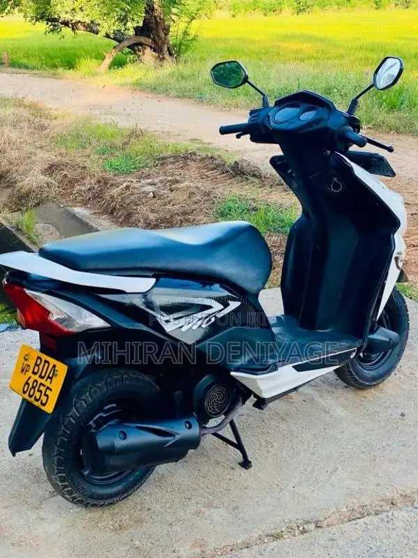 Honda Dio 2015 Motorbike (Used)