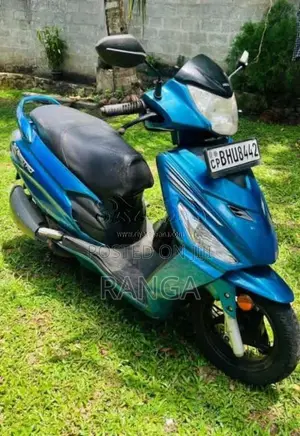 Hero Maestro Edge 2019 Motorbike (Used)