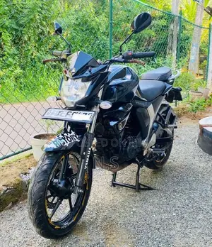 Yamaha FZ 2016 Motorbike (Used)