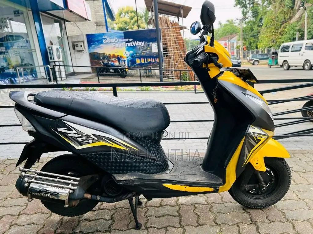 Honda Dio 2018 Motorbike (Used)