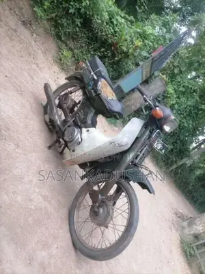 Yamaha Mate 1999 Motorbike (Used)