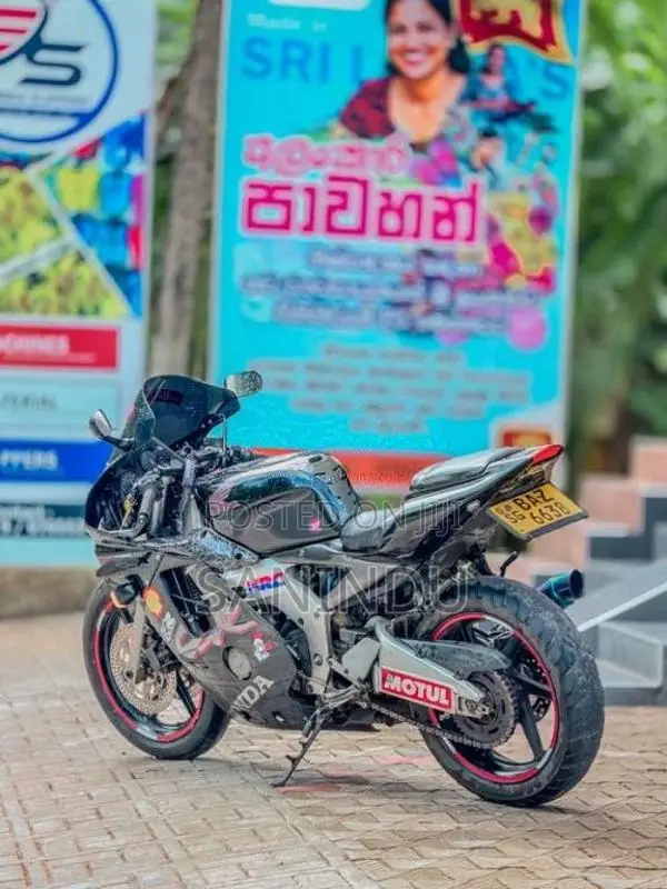 Honda CBR 1996 Motorbike (Used)